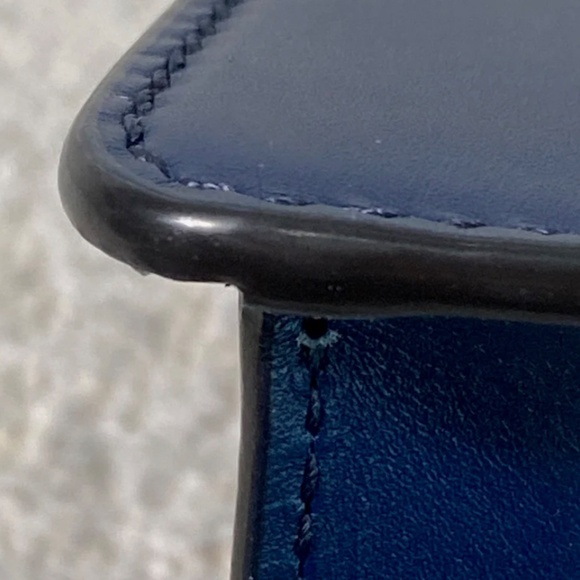 Authentic Gucci Sylvie Navy Blue - Picture 12 of 16